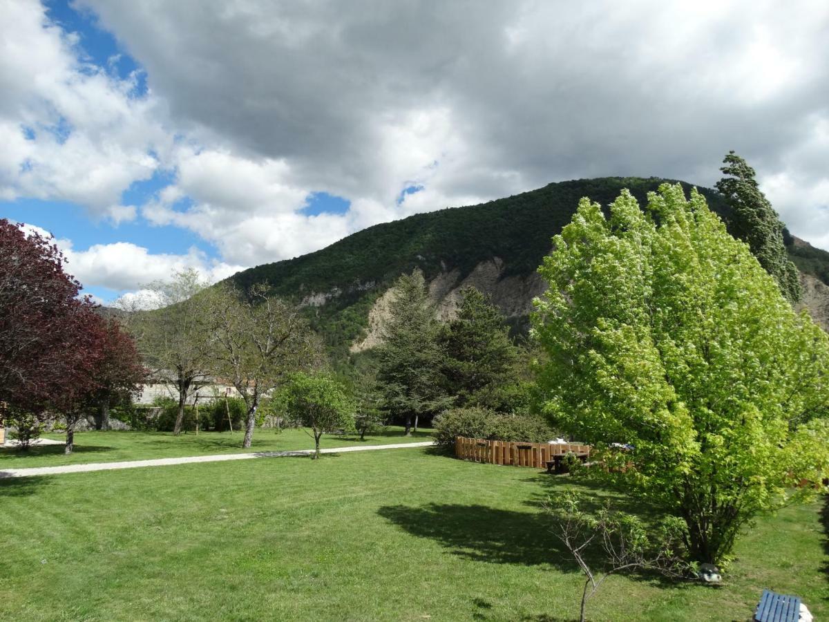 Villa La Roulotte à Châtillon-en-Diois Extérieur photo